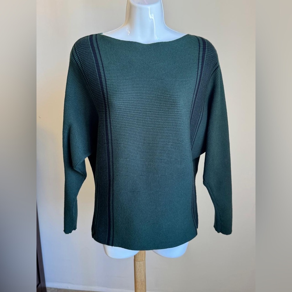 Elegant Dark Green Crew Neck Sweater